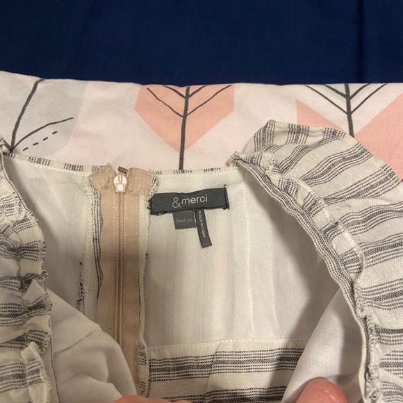 & Merci Linen Jumpsuit - Picture 2 of 3